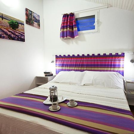 Villa Chiara Marina Trilocale Империа Екстериор снимка