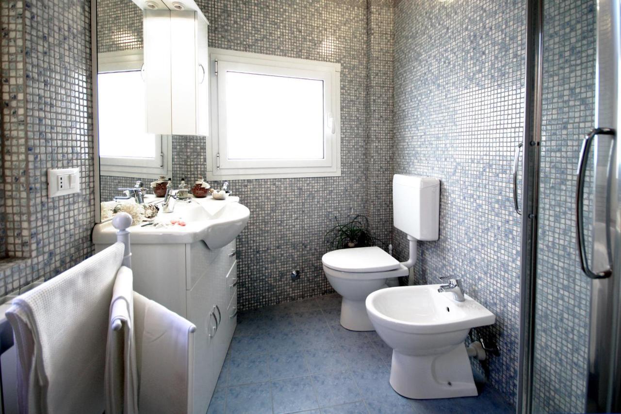 Villa Chiara Marina Trilocale Империа Екстериор снимка